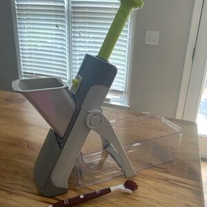 RAPID-PREP MANDOLINE pampered chef like new!